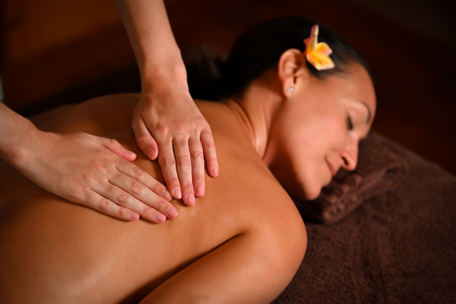 Traditional Polynesian Massage